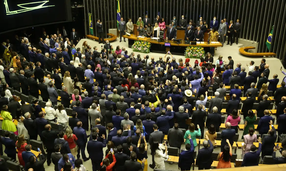 Governo cobra devolução de R$ 140 mi de municípios por irregularidades em emendas