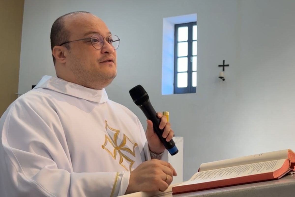 Diocese afasta padre que ficou bêbado e xingou frentistas no interior de SP e pede para população rezar por ele | Santos e Região
