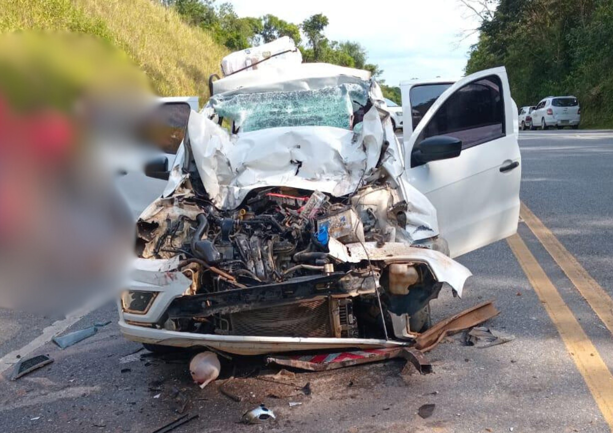 Vítimas de grave acidente na SP-250 em Guapiara seguem internadas na UTI; uma pessoa morreu | Itapetininga e Região