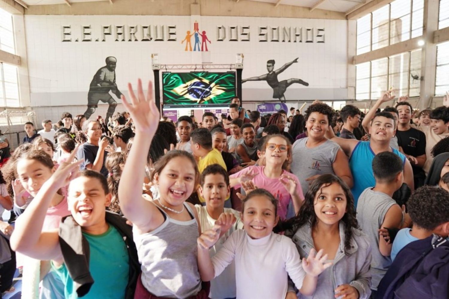Escola estadual de SP é finalista em prêmio entre melhores do mundo após casos de violência | Educação