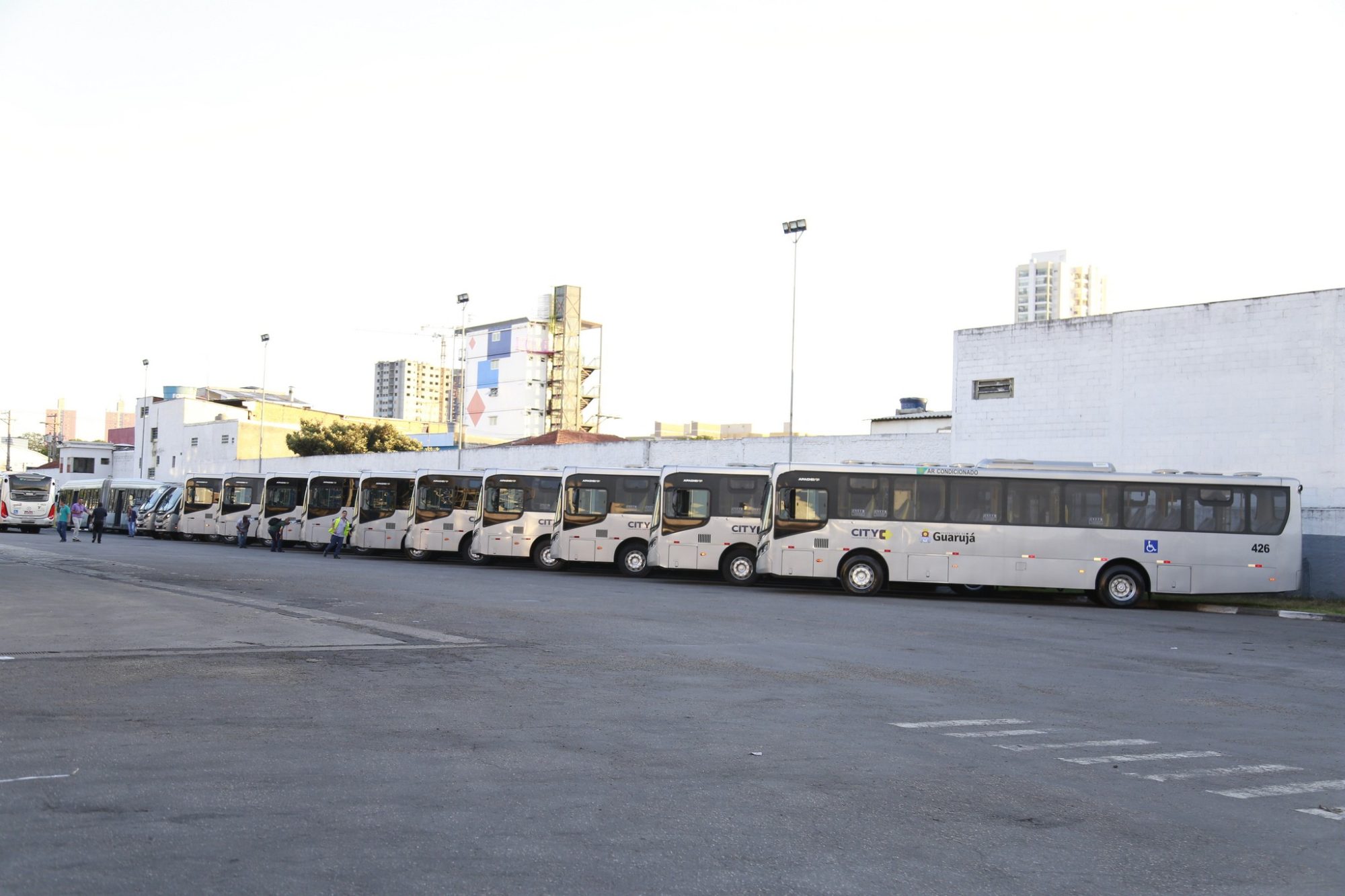 Funcionários do transporte público de Guarujá, SP, suspendem greve por 15 dias | Santos e Região