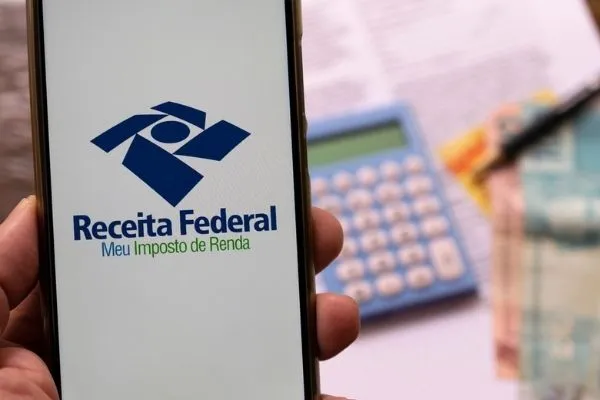 Receita abre consulta ao 2º lote da restituição do IR