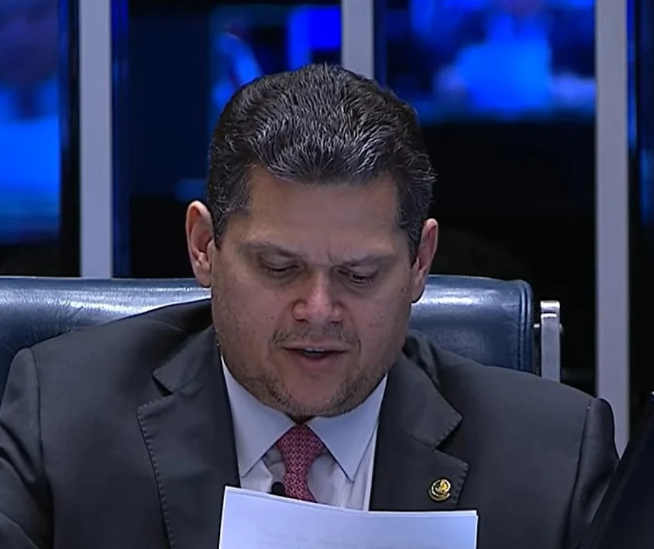 Senado aprova texto-base de projeto que aumenta número de deputados de 513 para 531