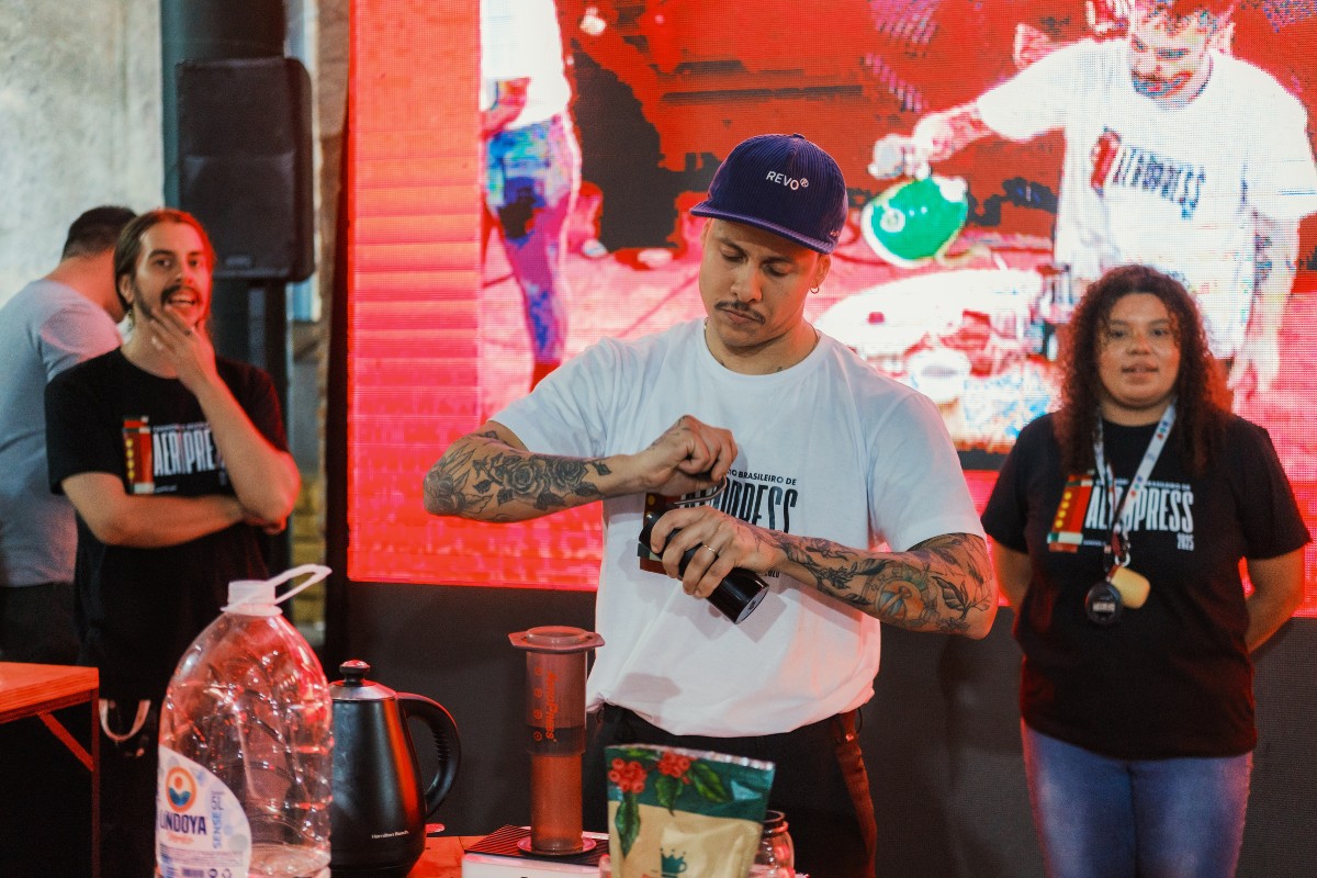 Baixada em Pauta #244: Barista premiado defende que café especial é aquele que conversa com a memória afetiva | Baixada em Pauta