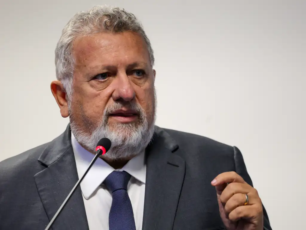 Caixa prevê R$ 250 bi em crédito habitacional em 2025