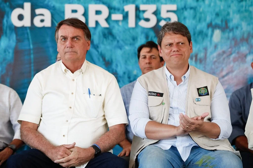 PT aciona STF contra Tarcísio por suposta pressão para liberar ida de Bolsonaro aos EUA