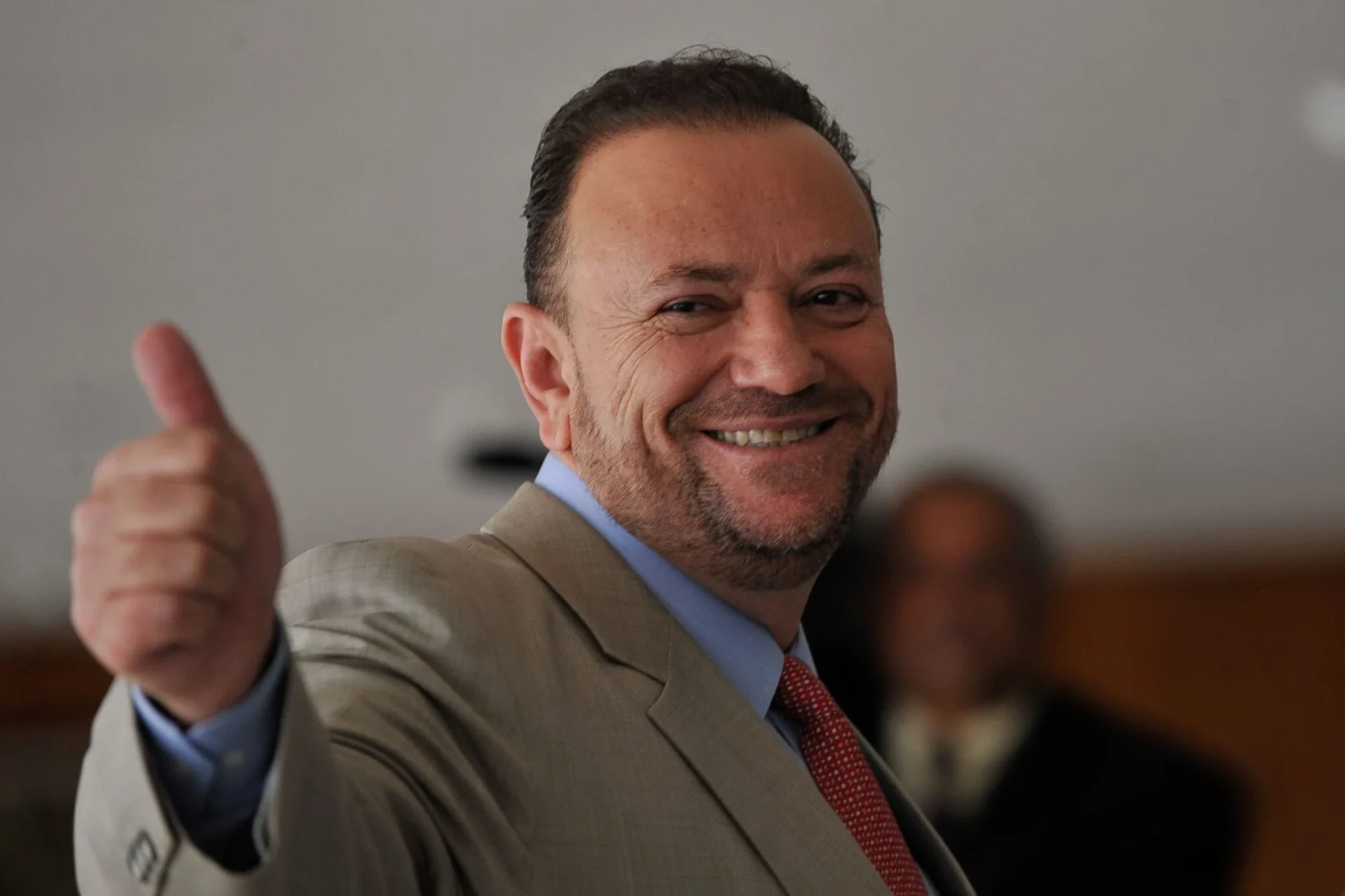 PT elege Edinho Silva, favorito de Lula, para presidir partido até 2029
