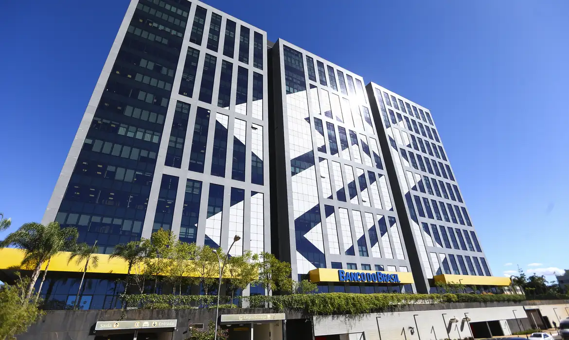 AGU pede à PF investigação sobre fake news contra Banco do Brasil