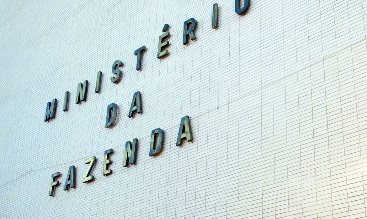Benefícios fiscais caem após quatro anos de alta