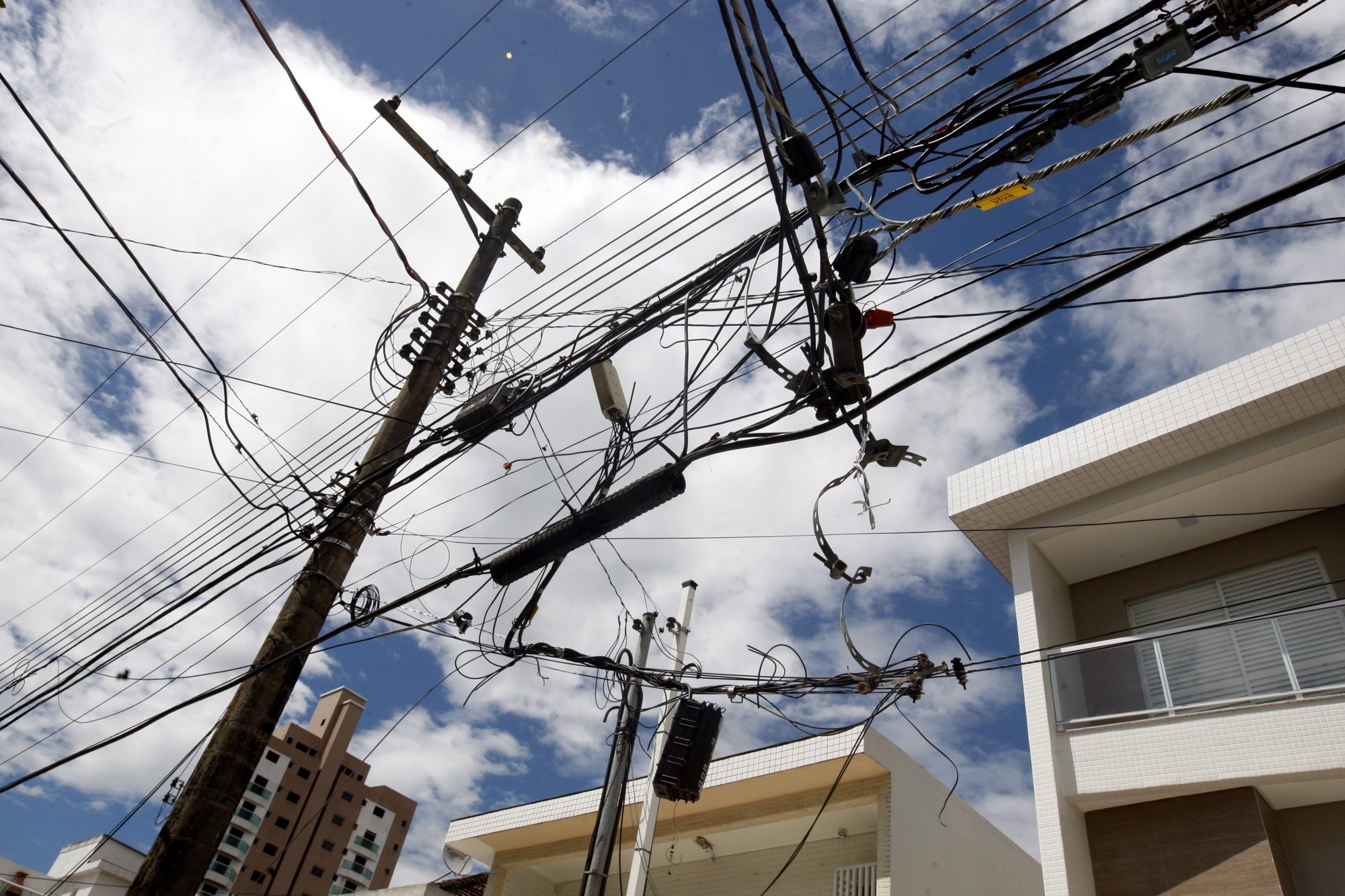 Guarujá lidera furtos de cabos elétricos na Baixada Santista; confira o ranking