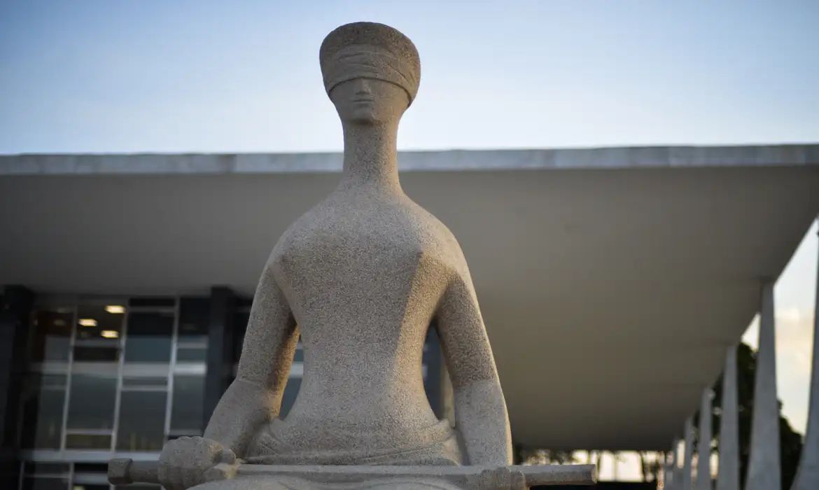 STF decide a favor da União em disputa previdenciária de R$ 131 bi