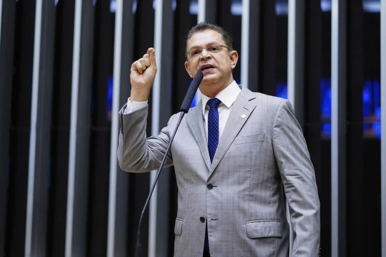 Sóstenes ameaça nova baderna no plenário: ‘nada está descartado’