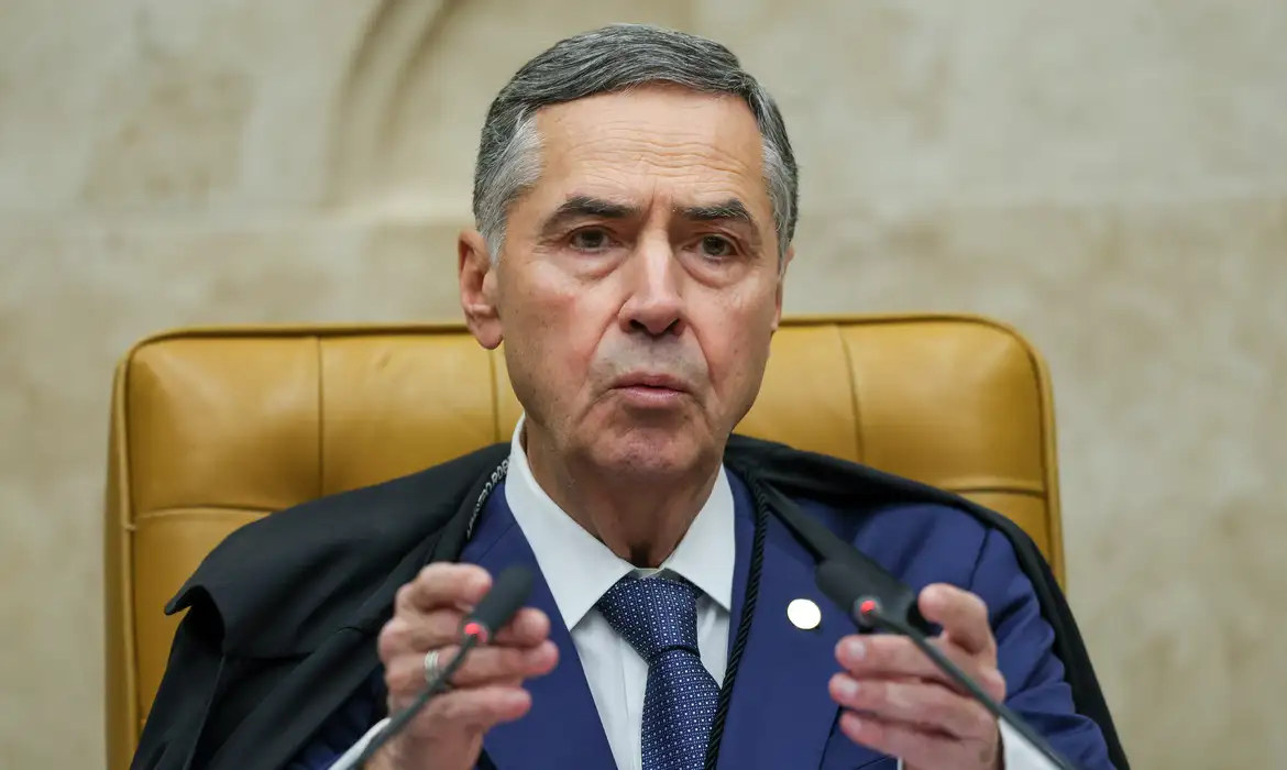 OPINIÃO: A aposentadoria do ministro que queria refundar o Brasil