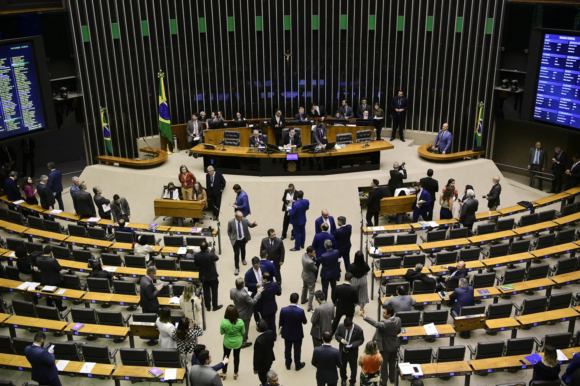 Às vésperas da COP30, vetos de Lula ao licenciamento ambiental estão em risco