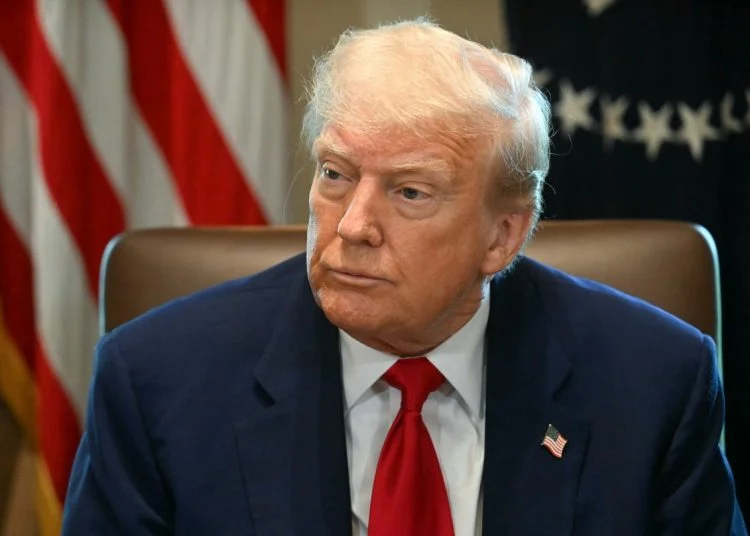 Trump ameaça enviar tropas a Chicago e governador de Illinois reage: ‘aspirante a ditador’