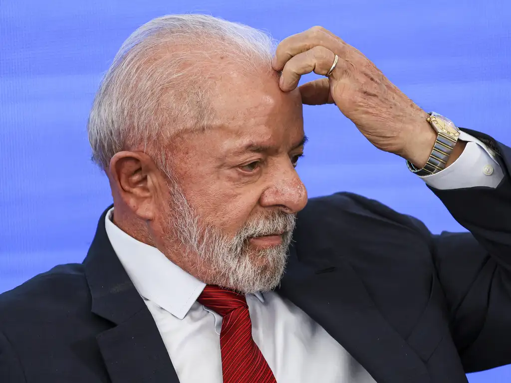 Após derrota da MP, governo estuda taxar bets