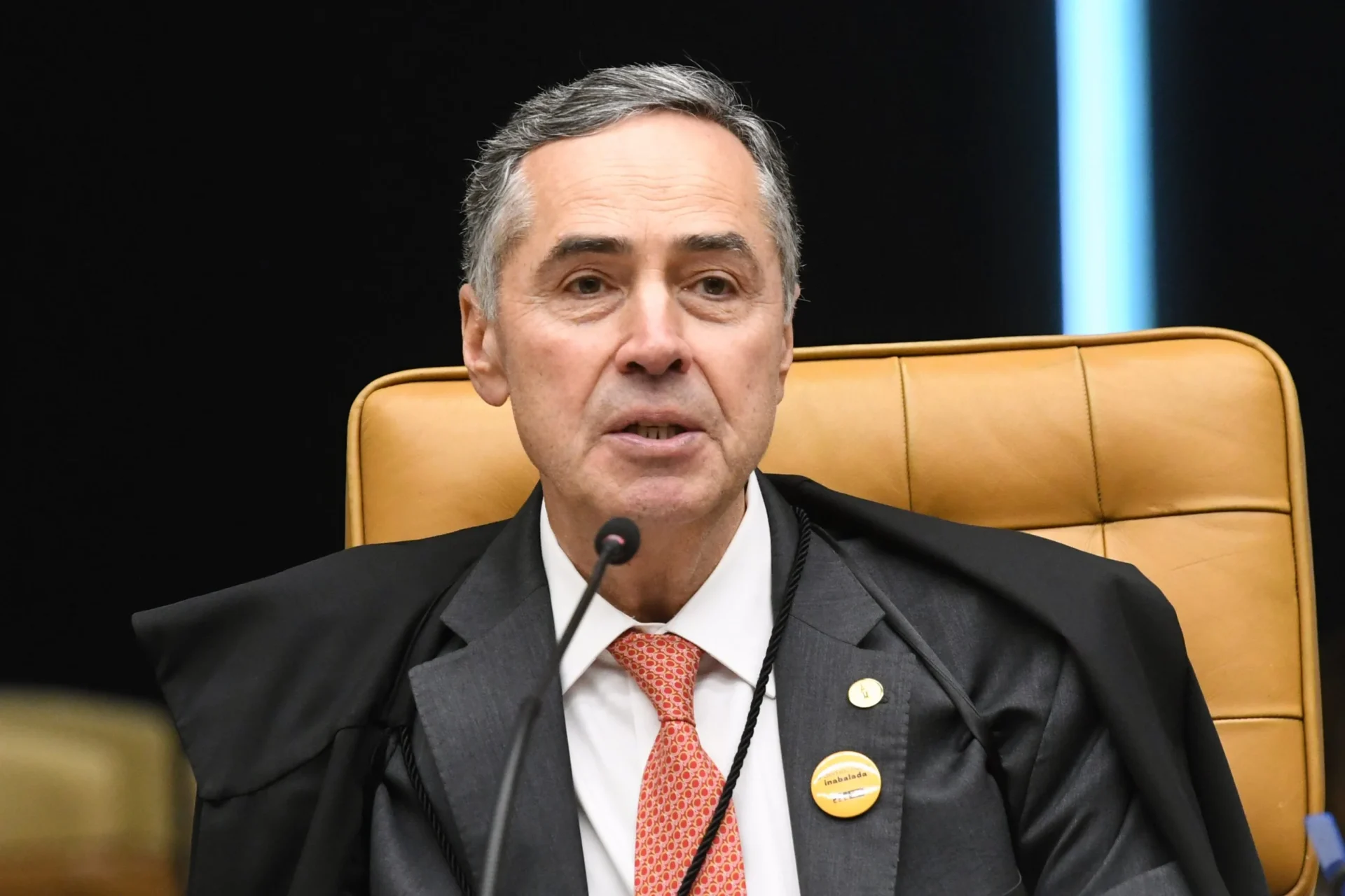 Barroso vota a favor da descriminalização do aborto até 12 semanas