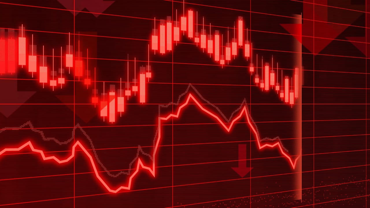 Ibovespa recua 1,08% com Petrobras e bancos