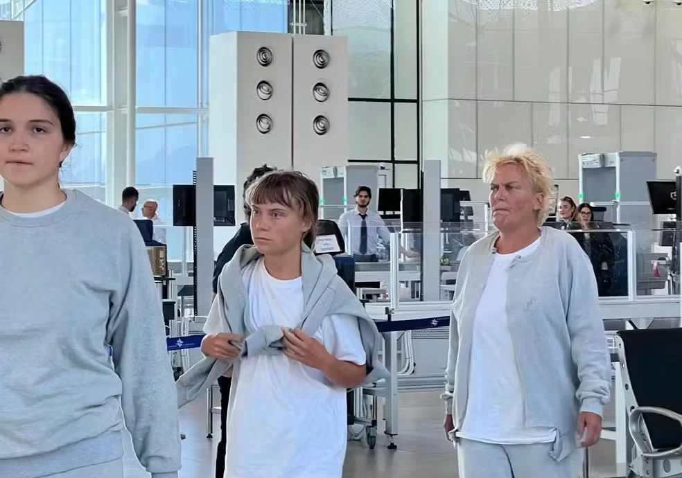 Israel deporta Greta Thunberg e outros ativistas após interceptar flotilha