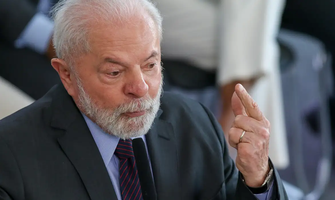 Lula cobra explicações sobre ‘bet da Caixa’ e pode cancelar lançamento