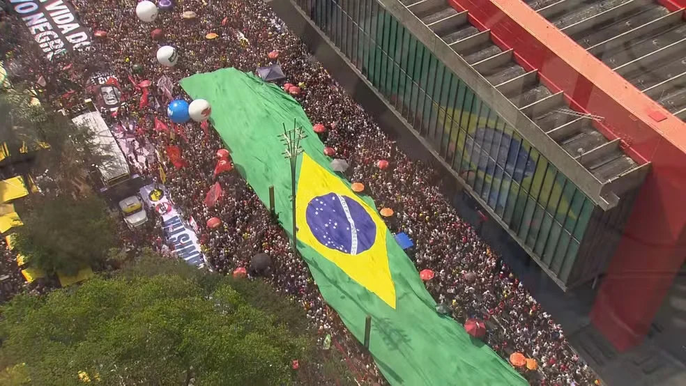 Nada a temer senão o correr da luta
