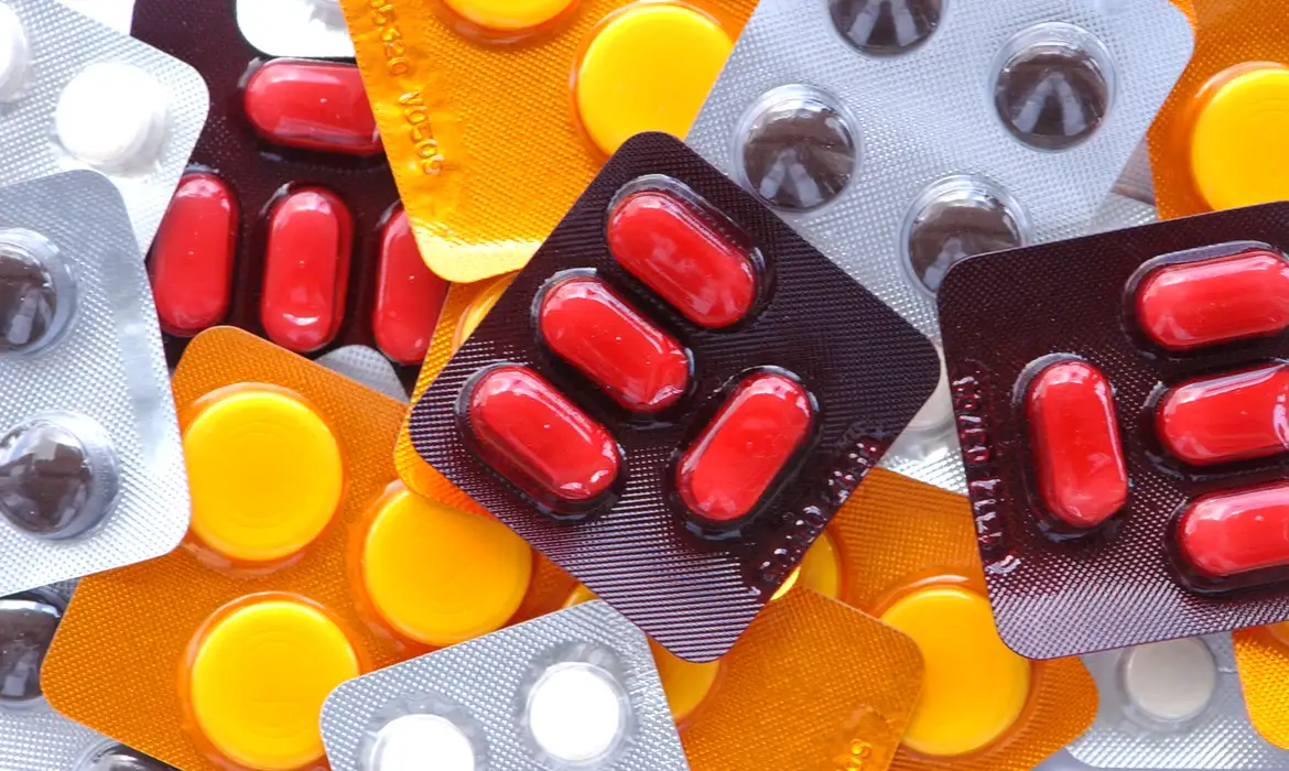 Omeprazol perde espaço: especialistas explicam riscos e alternativas seguras