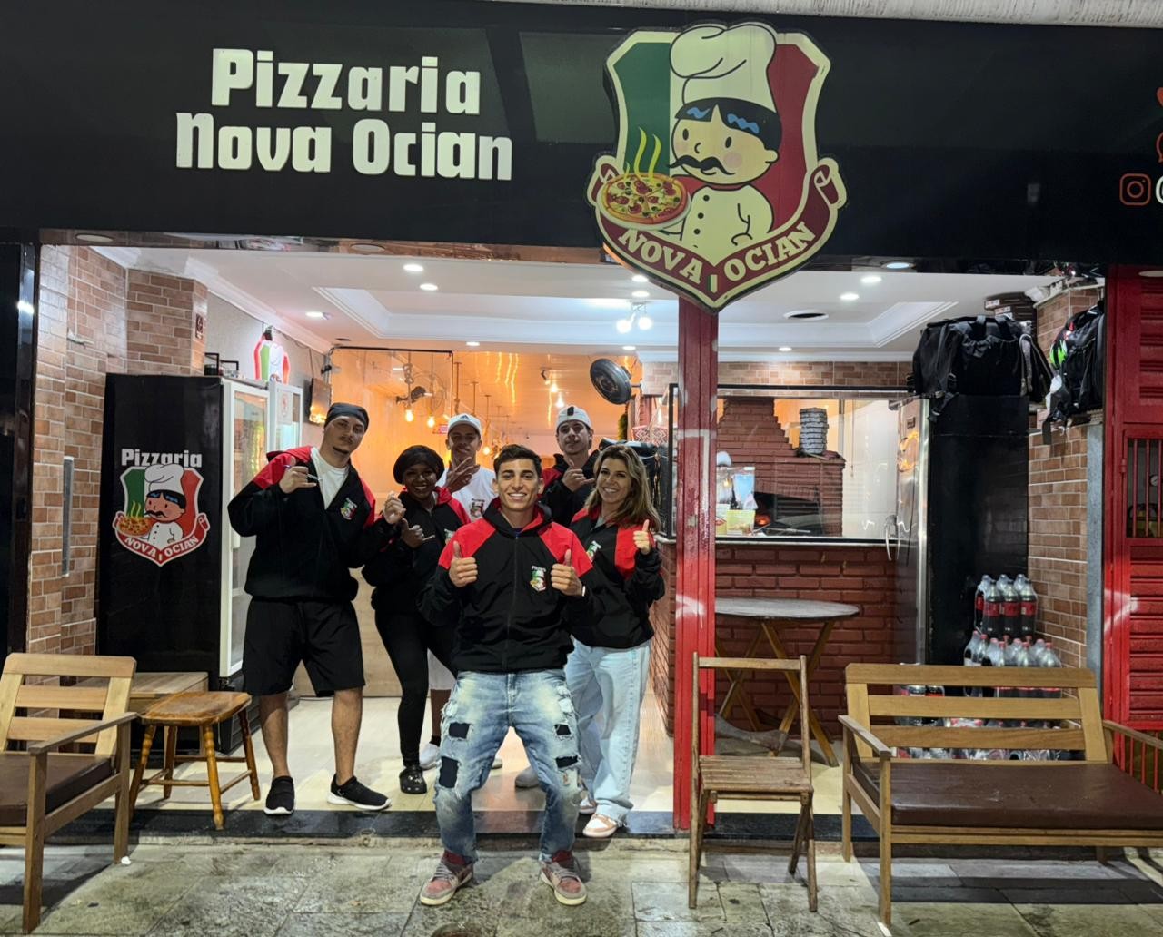 Pizzaria viraliza com vídeo de funcionários dançando em SP