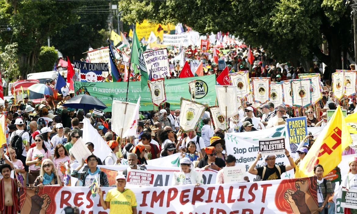 A COP30 diz ouvir a indignação do povo, mas vai fazer o quê com isso?