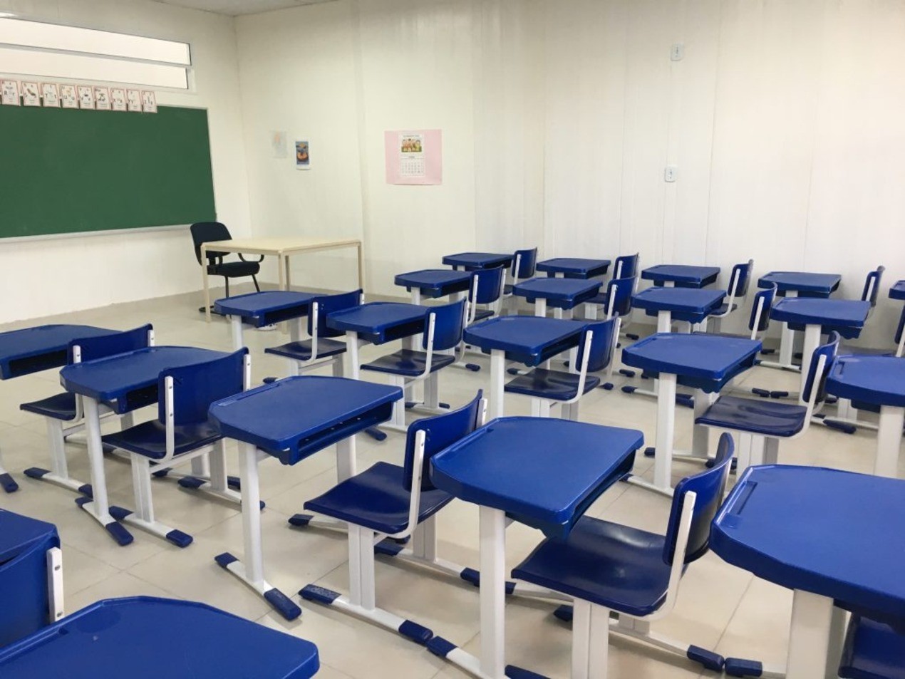 Cubatão abre 289 vagas para professor substituto com salários de até R$ 7,6 mil; veja como concorrer