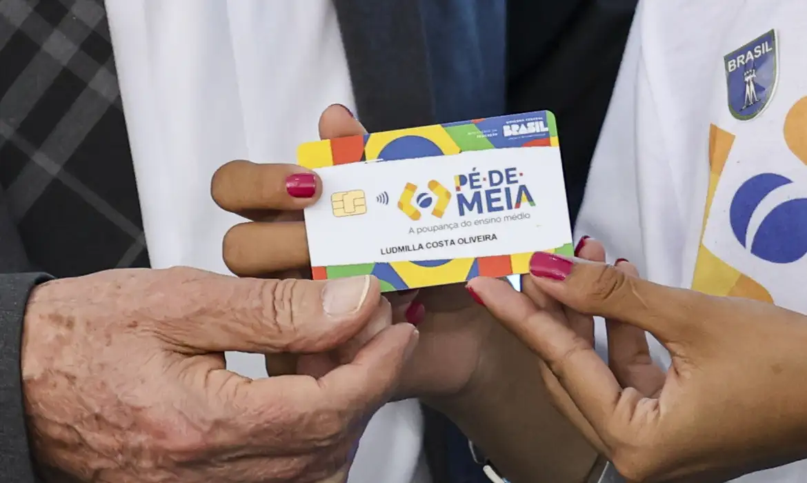 Pé-de-Meia: nascidos em maio e junho recebem 9ª parcela