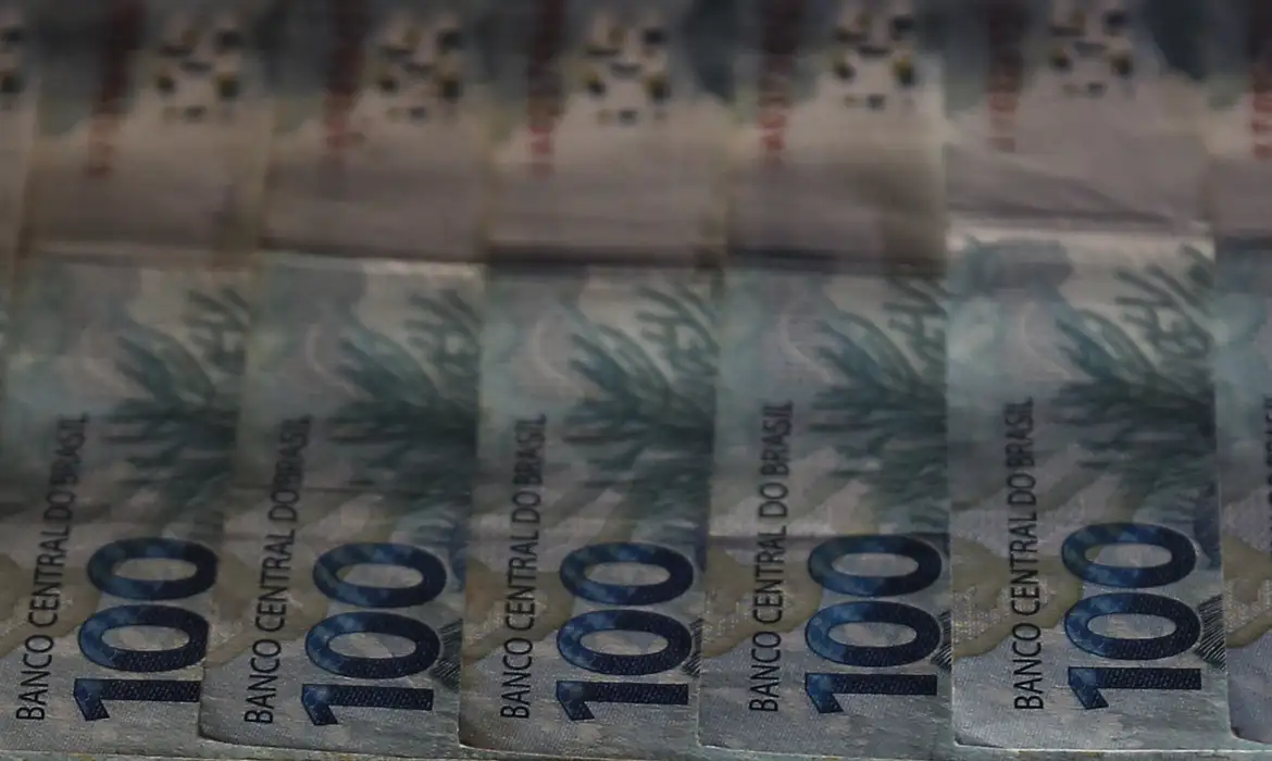 Saiba como resgatar dinheiro investido no Banco Master