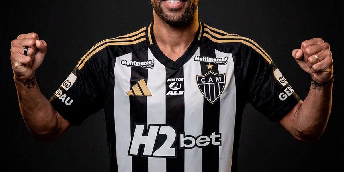 Atlético-MG anuncia o lateral-esquerdo Renan Lodi