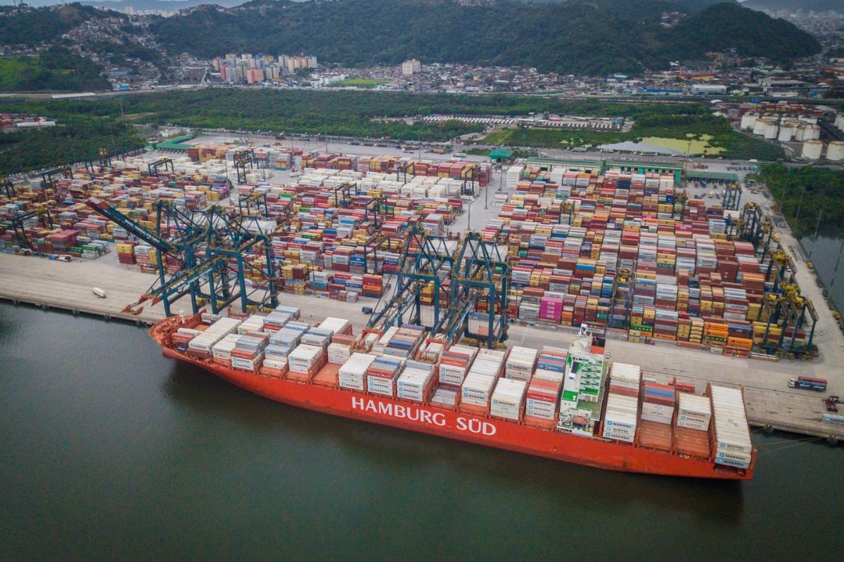 Porto de Santos estende desconto a navios verdes e renuncia R$ 40,6 mi