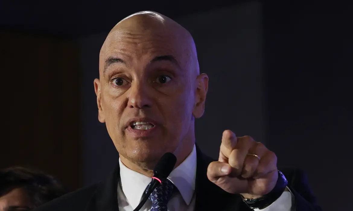 ‘Verdade prevaleceu’, diz Moraes sobre fim de sanções dos EUA
