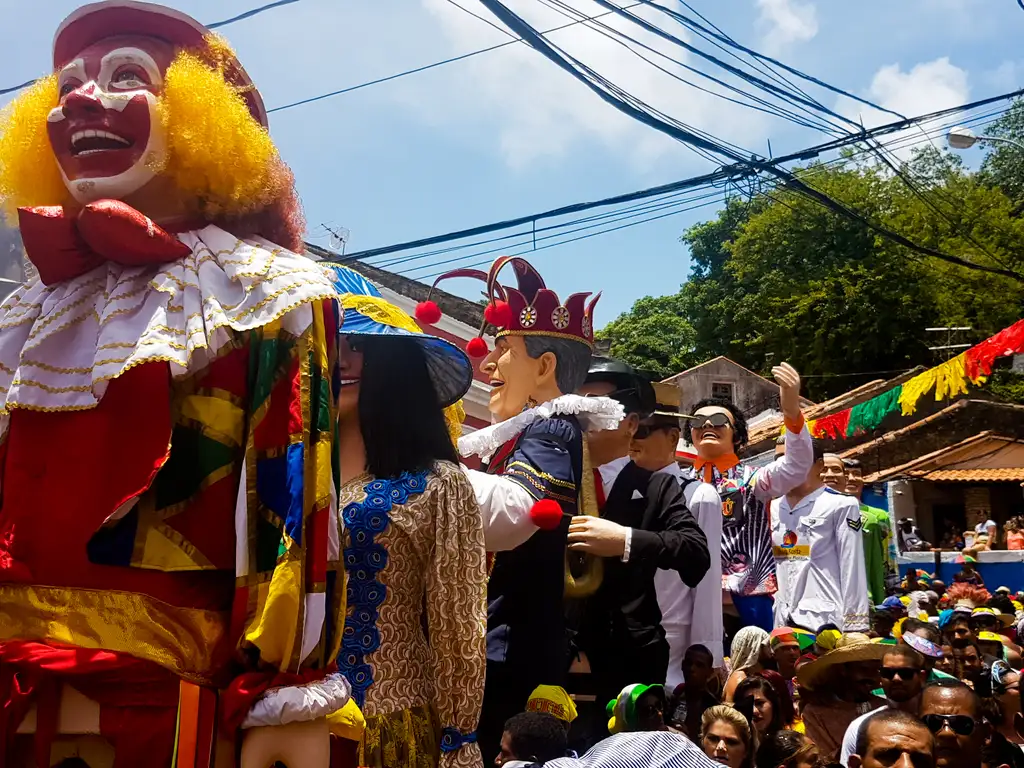Carnaval de 2026 deve gerar faturamento recorde e consolidar retomada do turismo