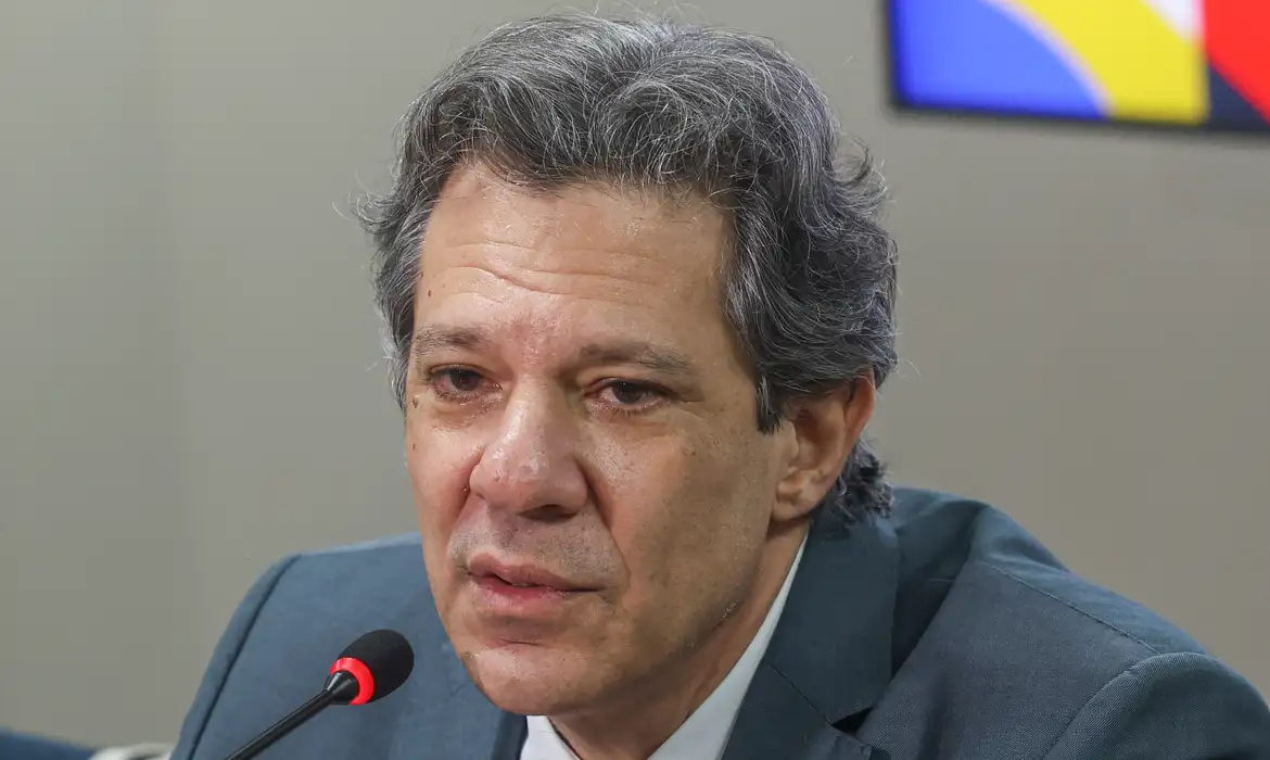 Haddad busca acordo com estados sobre ICMS do diesel em meio a impasse