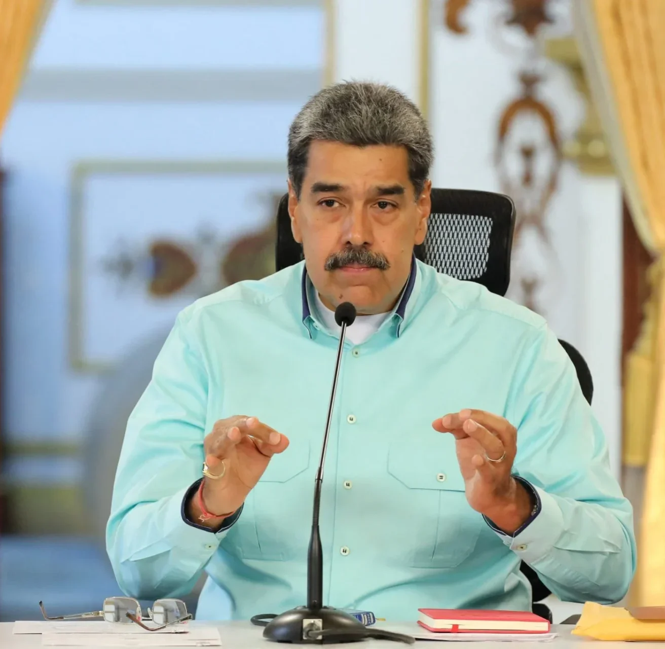 Justiça americana acusa Maduro de ceder portos e bases para cocaína colombiana chegar aos EUA