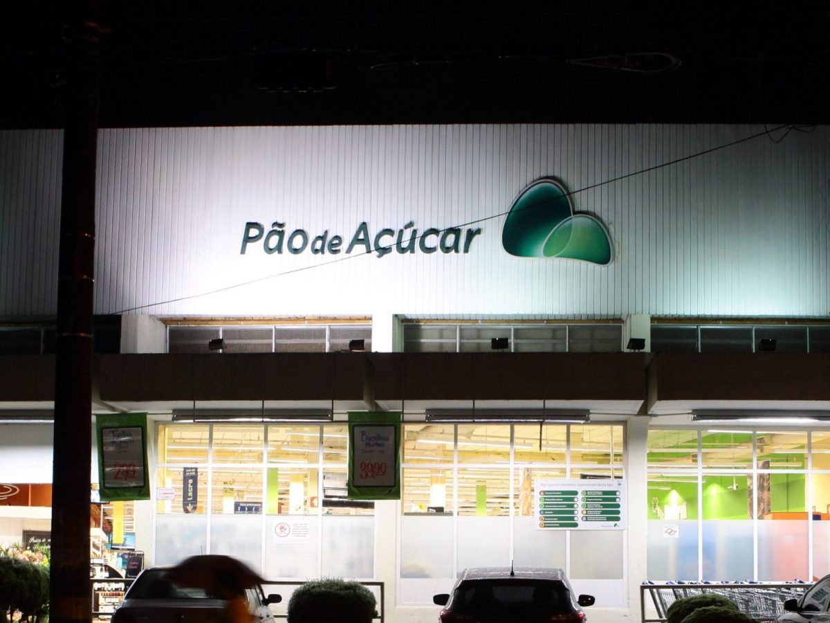 Pão de Açúcar: Funcionárias relatam problemas no mercado