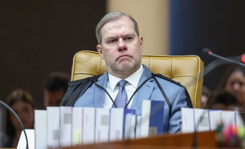 TOFFOLI SOB PRESSÃO – ICL Notícias