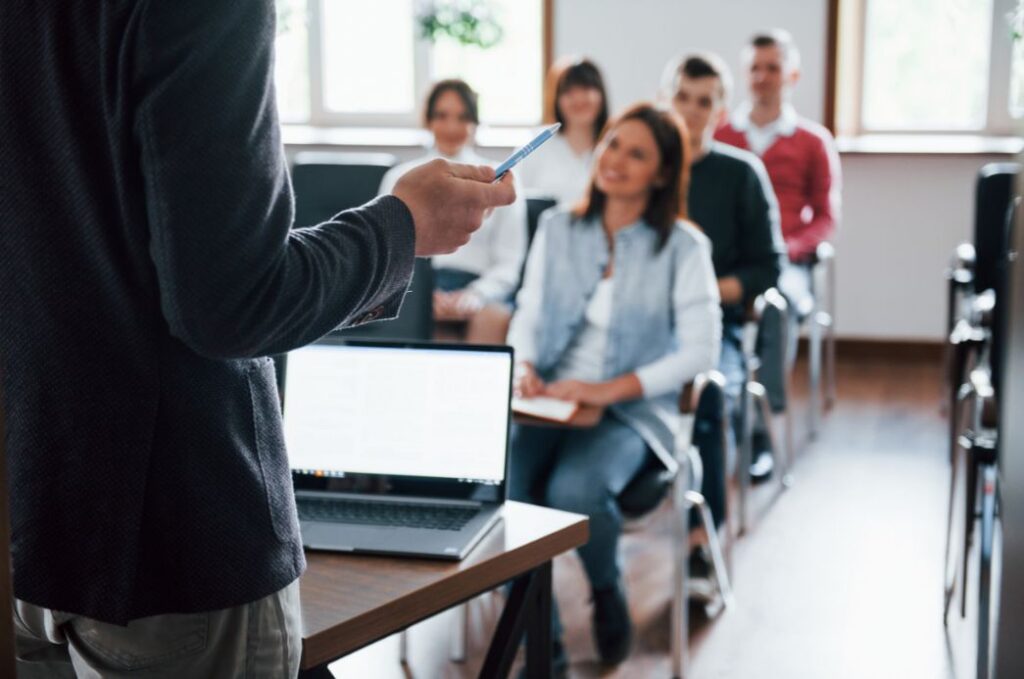 Cursos gratuitos em parceria com o SENAI tem inscrições prorrogadas