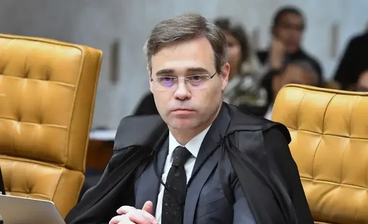 PF se reúne com André Mendonça nesta segunda para tratar do caso Master