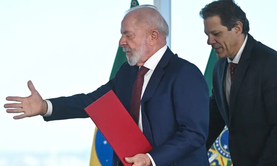 PT acelera definição em SP, pressiona por Haddad e articula federação com PSOL e Rede