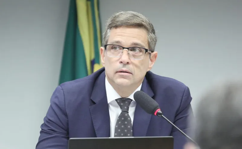 Depoimento em CPI aponta para descaso do Banco Central de Roberto Campos Neto