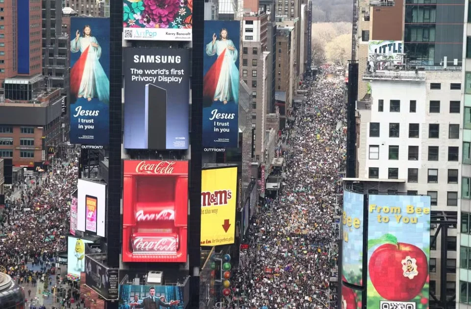 EUA tem protestos massivos contra Donald Trump