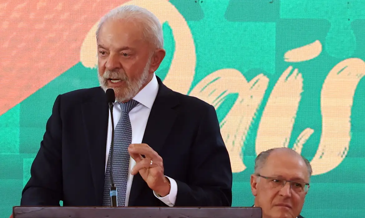 Governo busca reativar fundo do tarifaço para socorrer exportadores afetados por guerra