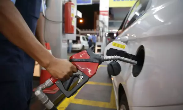 Governo prioriza abastecimento e quer evitar alta do diesel