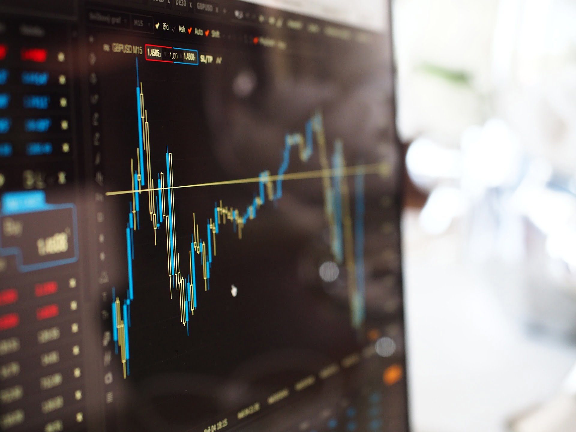Ibovespa sobe com esperança de avanço nas negociações com o Irã, mas guerra e petróleo ainda preocupam mercados