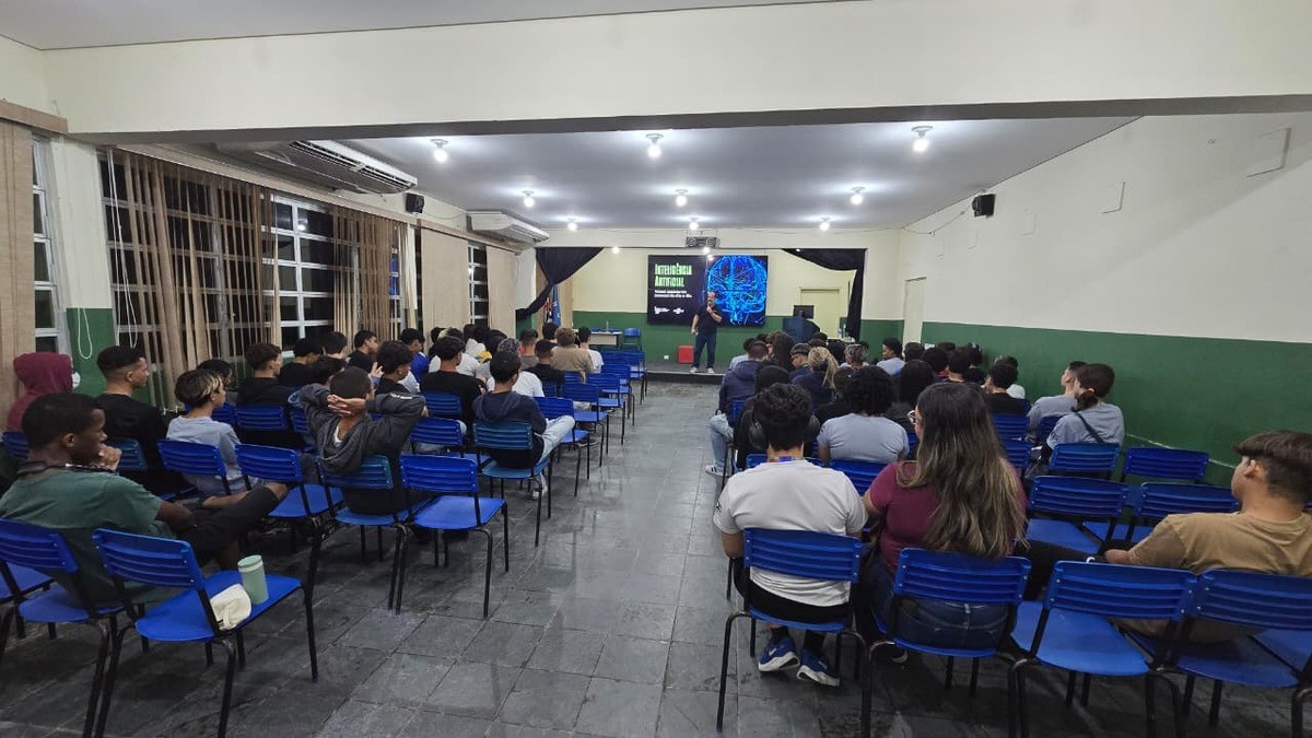 Jovens são preparados para o futuro em projeto de inovação e sustentabilidade