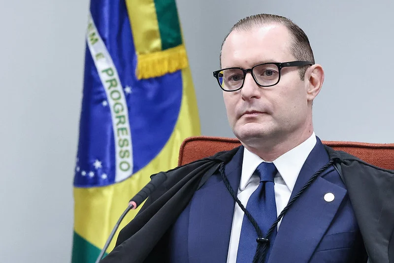 Zanin suspende a eleição indireta no Rio até decisão do STF