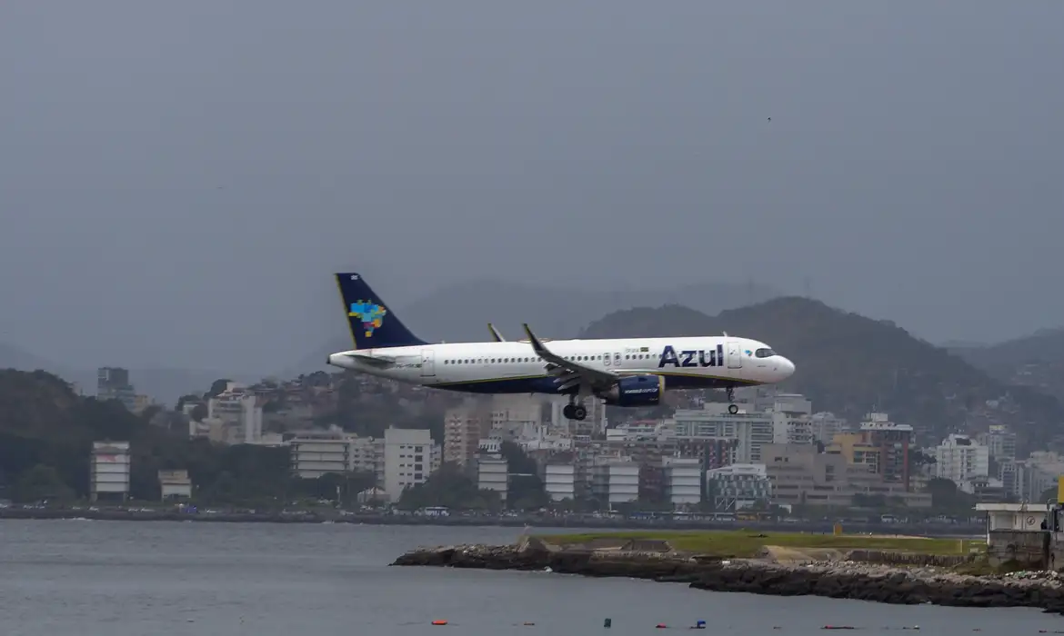 Petrobras reajusta preço do querosene de aviação em 55%
